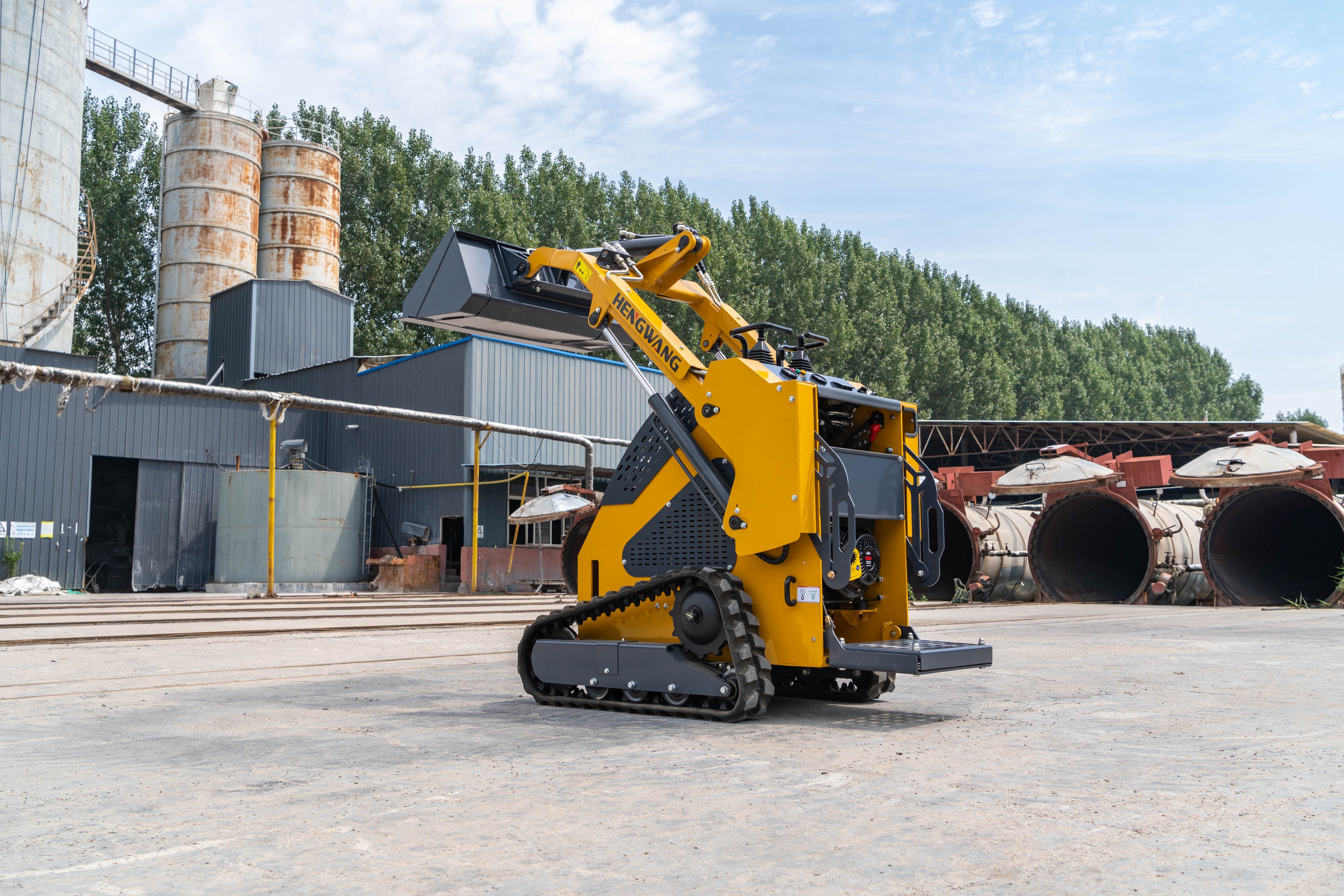 HW-T360 skid steer loader.