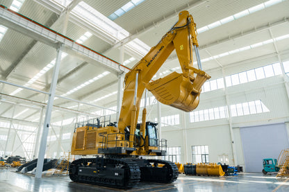 HW1300D large excavator.