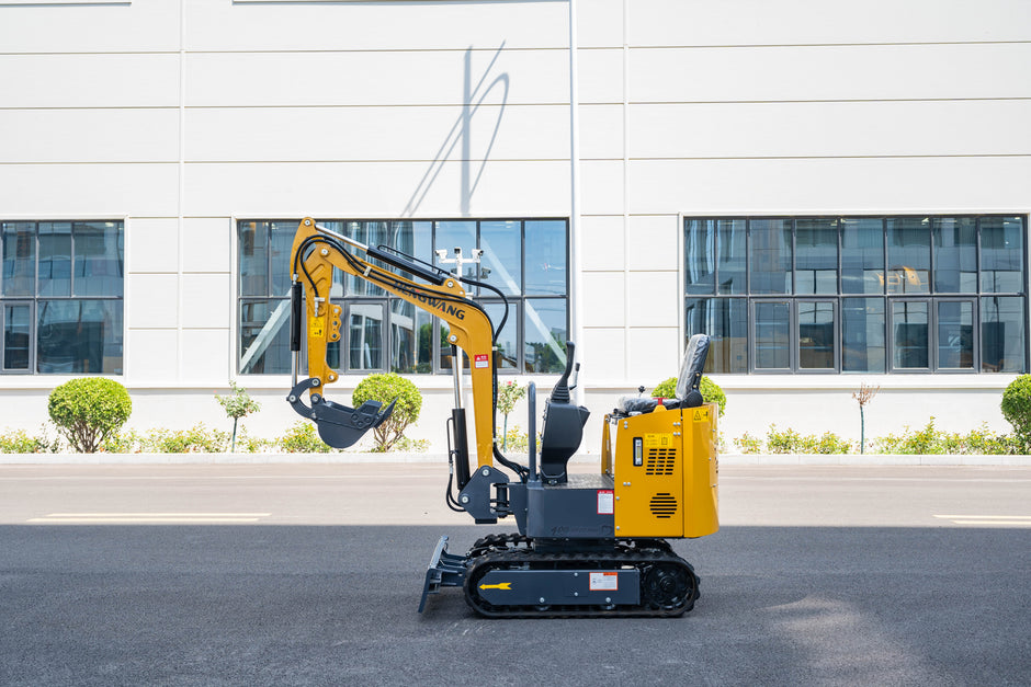 HENGWANG 1.5 Ton Mini Excavator | 15 HP Compact Digger with 2700mm Digging Radius