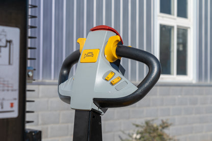 HW2T stacker truck,