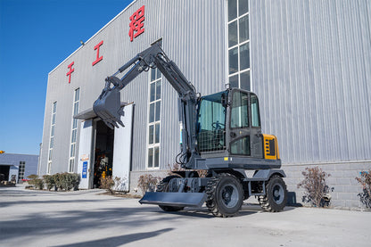 HWL40 wheeled excavator.