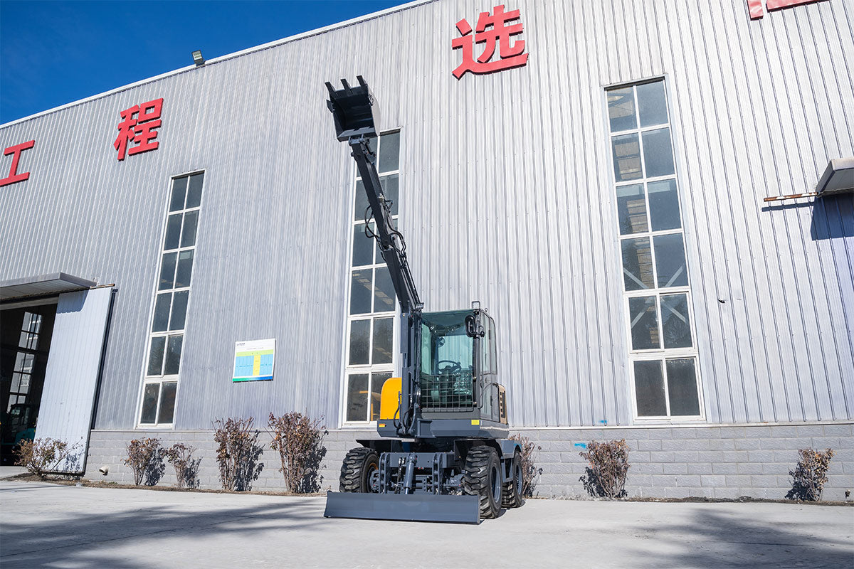 HWL40 wheeled excavator.