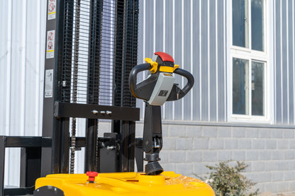HW2T stacker truck,